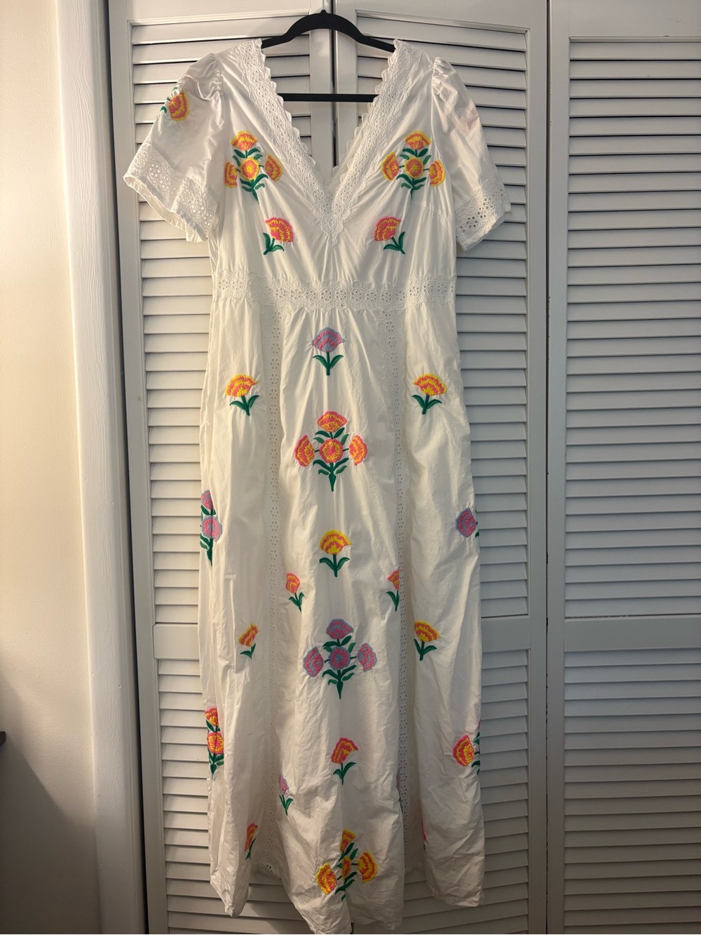 Boden White Maxi Dress with Multicolor Floral Embroidery